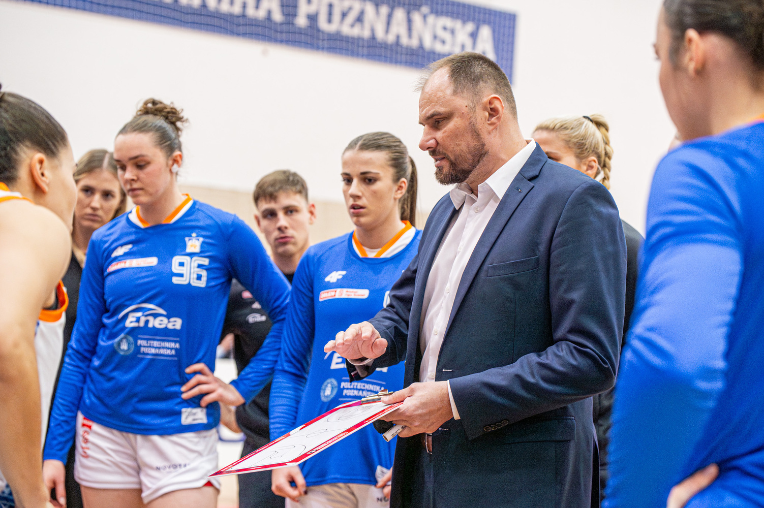 "Ta porażka boli, ale wyciągniemy z niej wnioski." - powiedział po meczu Wojciech Szawarski